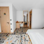 Casa Colore Boutique House
