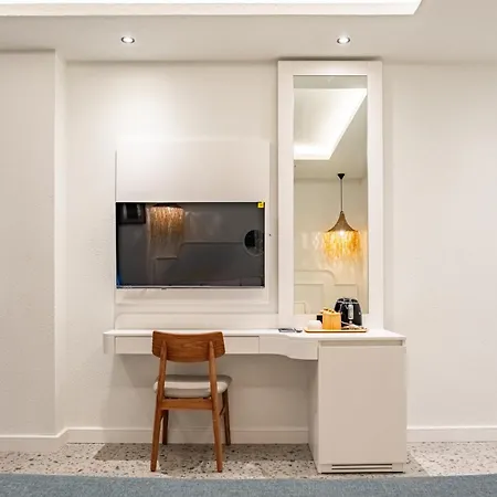 Casa Colore Boutique House